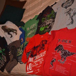 Lot of boys dinosaur tops and pajamas (Size 8)